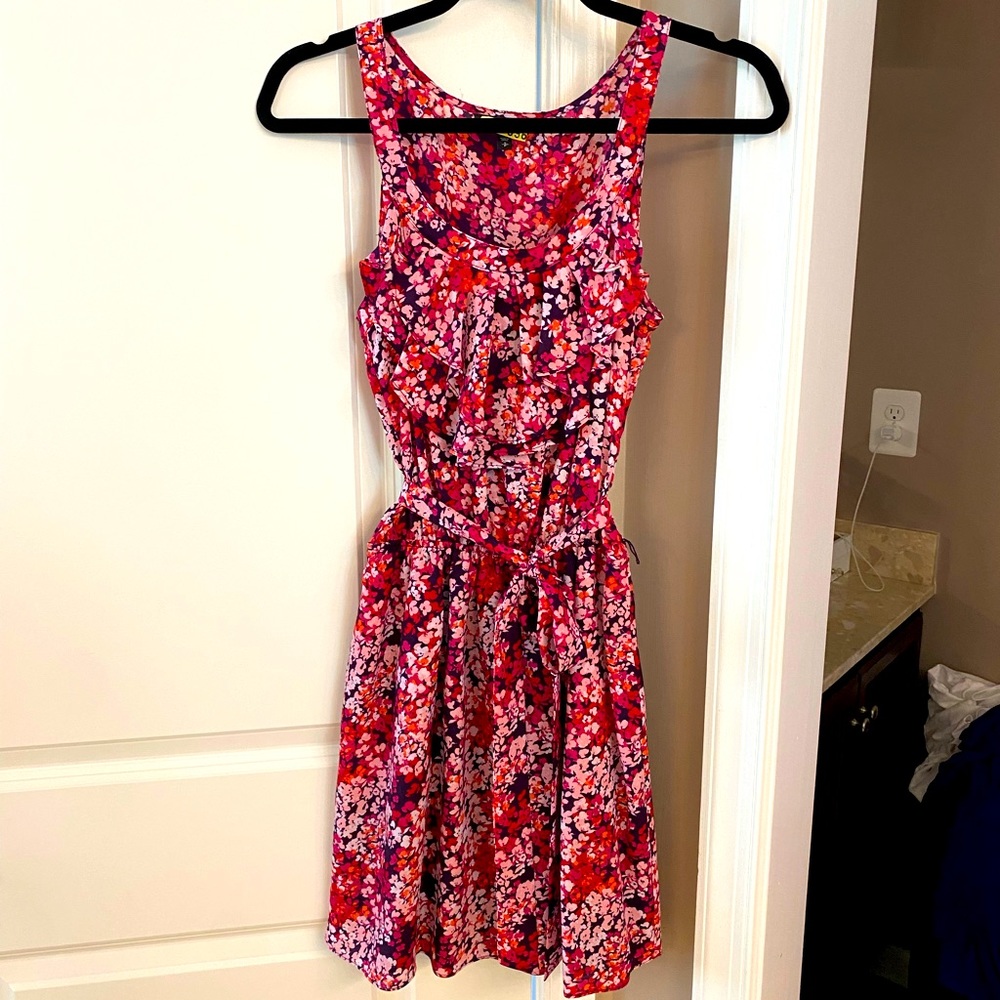 Flower print dress size small EUC